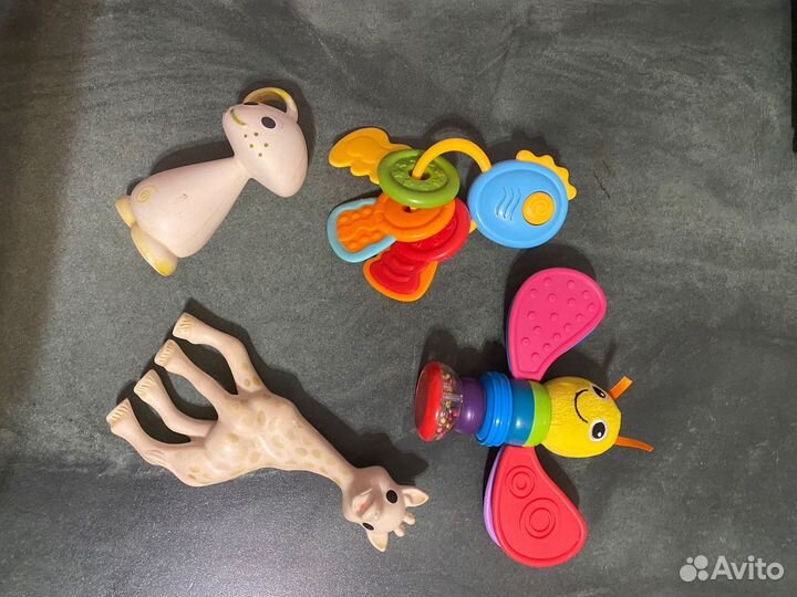 Развивающие игрушки для малышей
