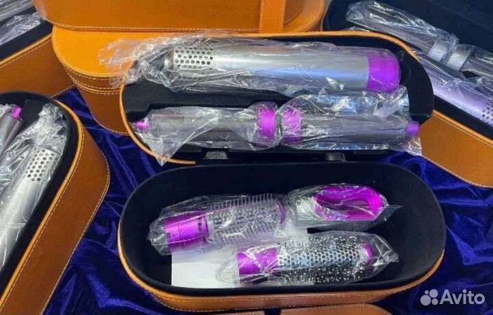 Фен щетка новая стайлер dyson