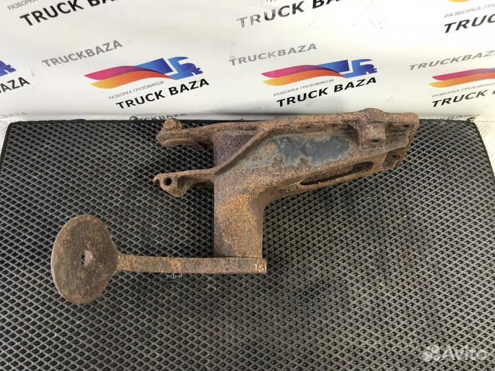 Кронштейн реактивной тяги правый Man TGS