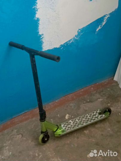 Трюковой самокат