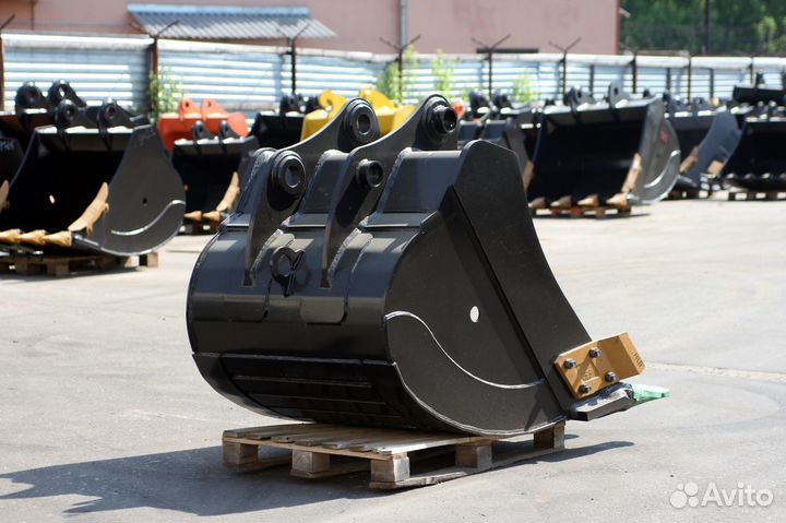 Стандартный ковш для экскаватора Komatsu PC300