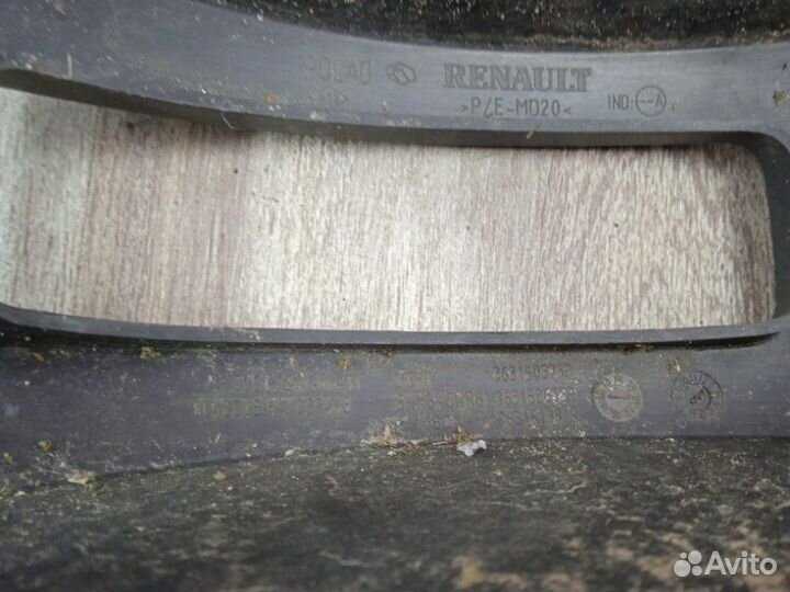 Накладка ручного тормоза Renault Logan 1 2005