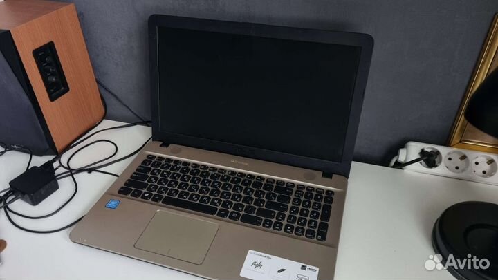 Asus vivobook Max 4 ядра