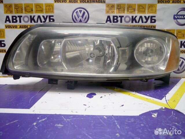 Фара левая ксенон Вольво XC70.V70.S60 30678935