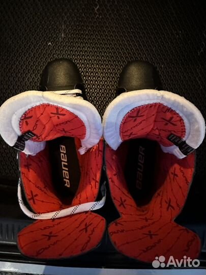 Хоккейные коньки bauer