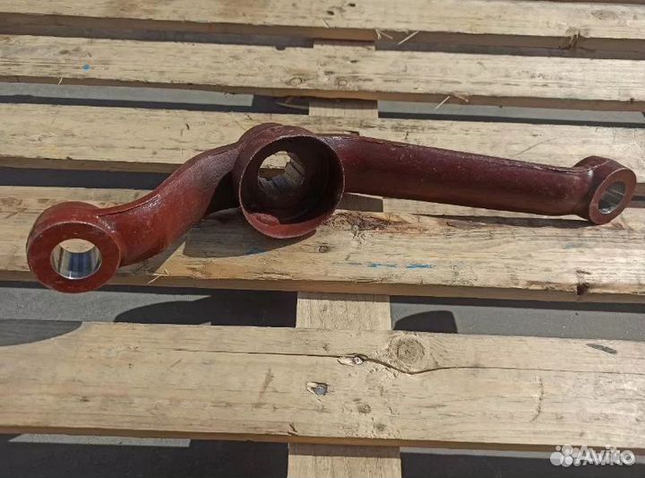 Рычаг 70-3001040-01 гору мтз-80 левый с ушком