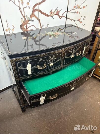 Комод. Мебель в стиле Людовика. Антиквариат