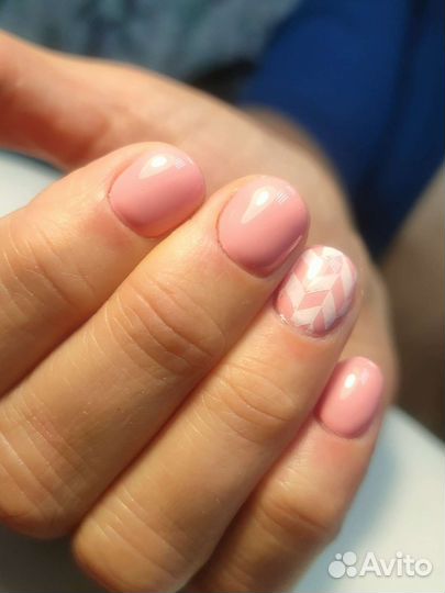 Маникюр для мужчин и женщин