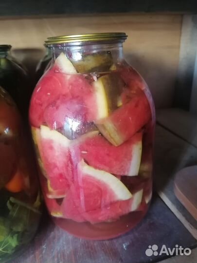 Огурцы, помидоры, арбузы, кабачки