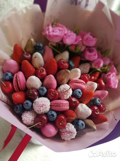 Клубника в шоколаде съедобные букеты