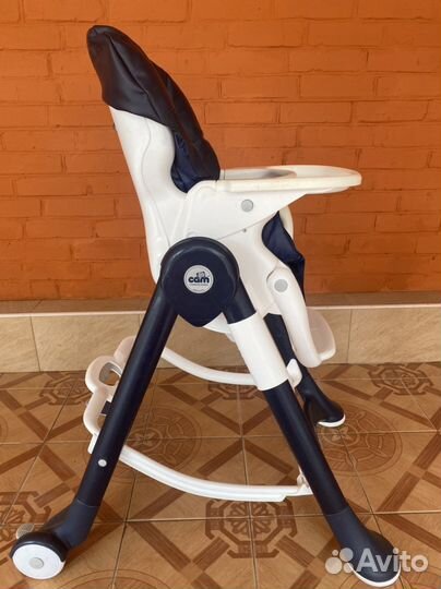 Стульчик для кормления cam