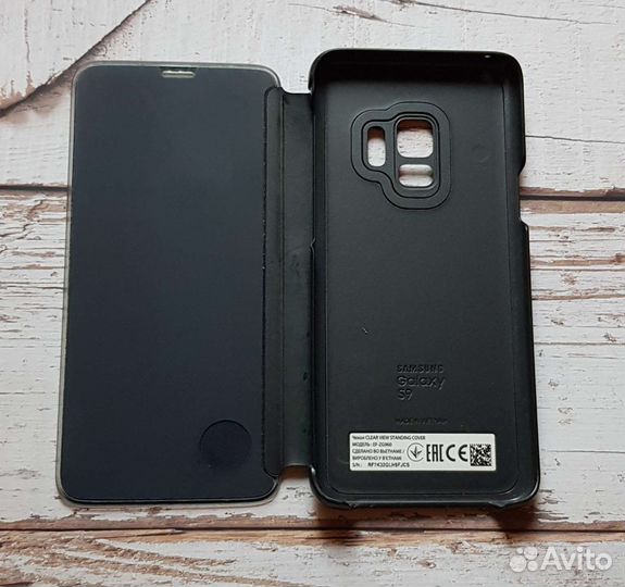 Оригинальный чехол на Samsung Galaxy S9