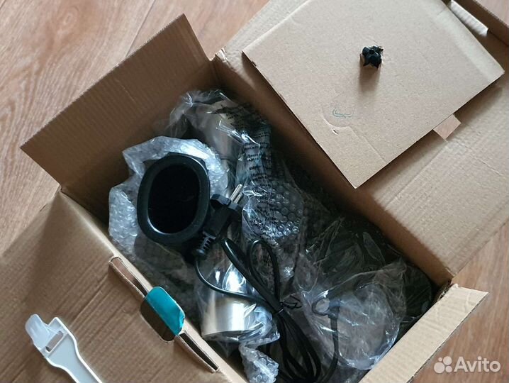 Погружной блендер Scarlett SC-HB42K01