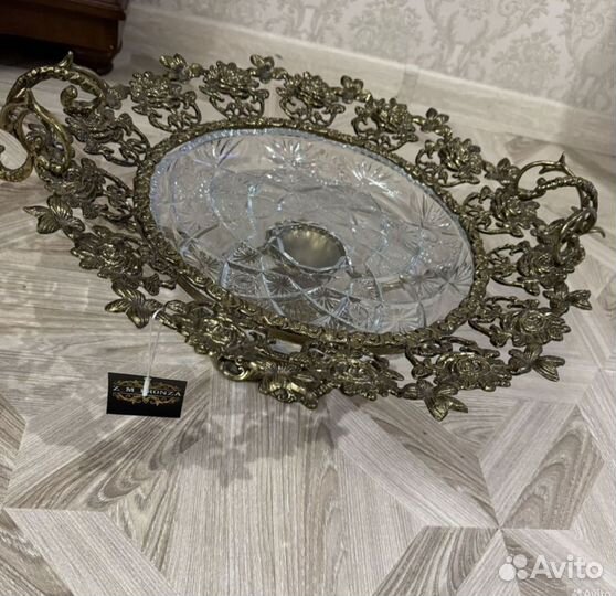 Хрустальная фруктовница