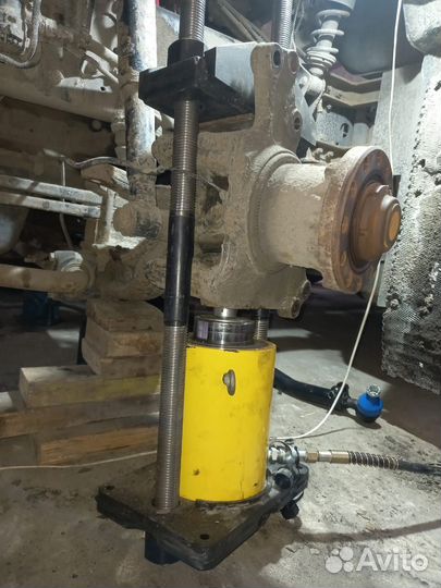 Ремонт грузовиков и полуприцепов