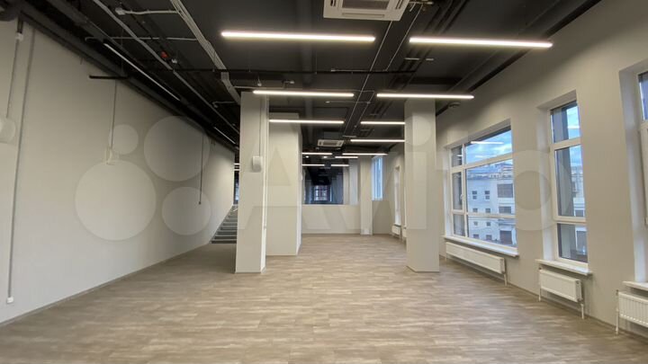 Аренда офиса 590 кв.метров в бц «Тесла», 3 этаж