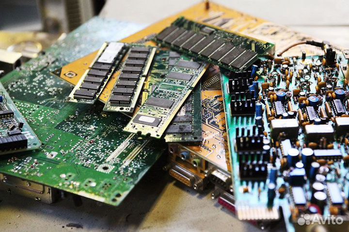 Прием материнских плат, электронного лома