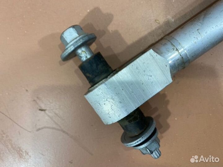 Рычаг тяга задний левый Infiniti Q50 V37 VR30ddtt