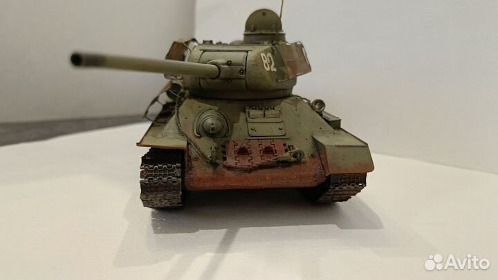Модель танка т34/85 в масштабе 1/35