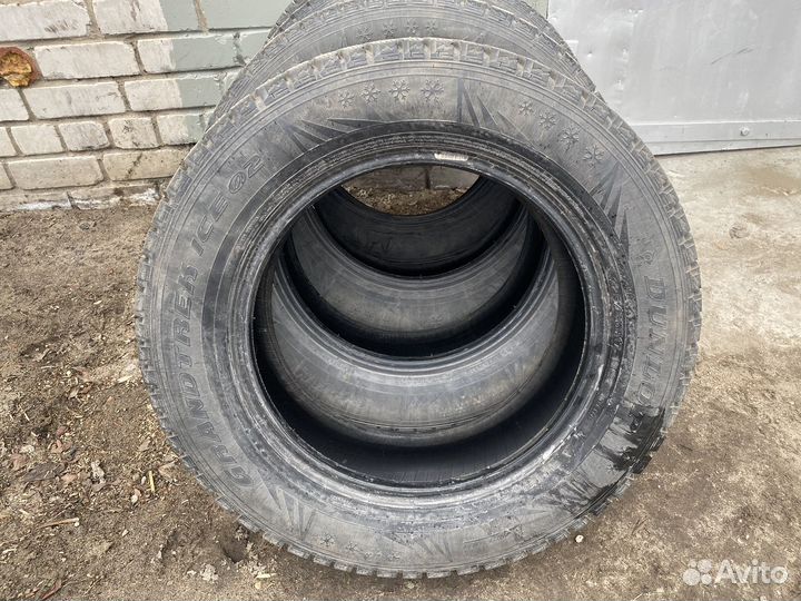 Dunlop Grandtrek Ice 02 2.25/4.5 R17