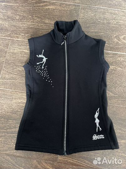 Продам терможилетку для фигурного катания