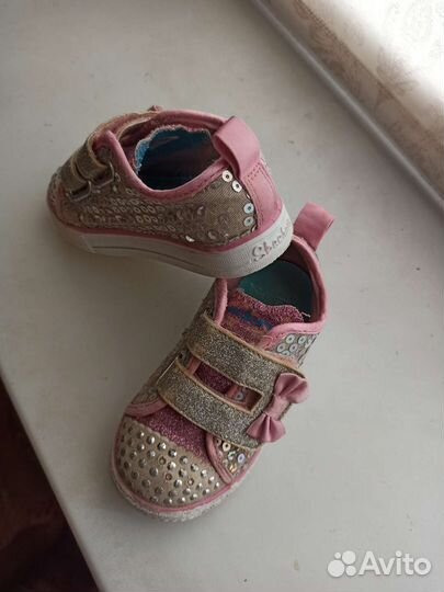 Кроссовки для девочки 23 размер