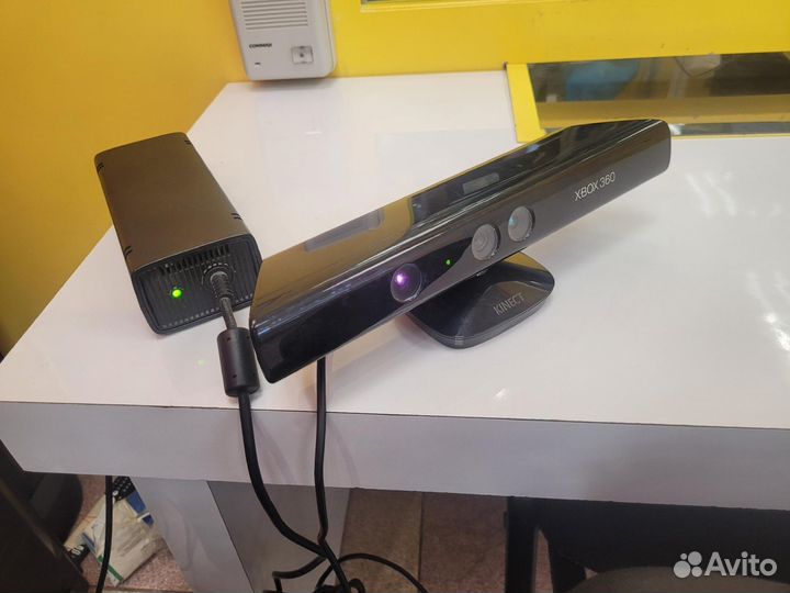 Игровая приставка Microsoft Xbox 360 S+Kinect