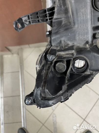 Фара Toyota Land Cruiser 150 2018 г левая