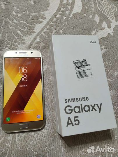 Телефон Samsung galaxy a5 2017