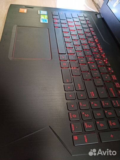 Игровой ноутбук Asus
