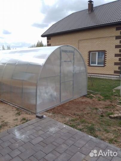 Теплица из поликарбоната
