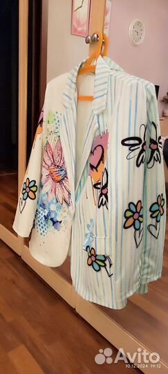 Пиджак с принтом р.48 оверсайз