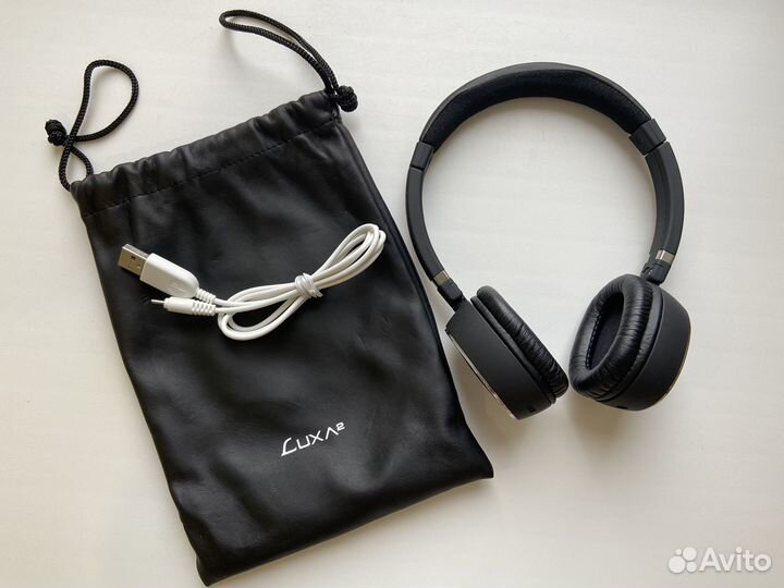 Беспроводные наушники jbl