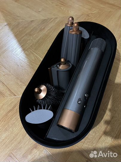 Стайлер dyson