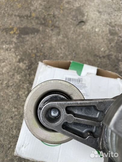 Натяжитель приводного ремня bmw 1128 7 627 052