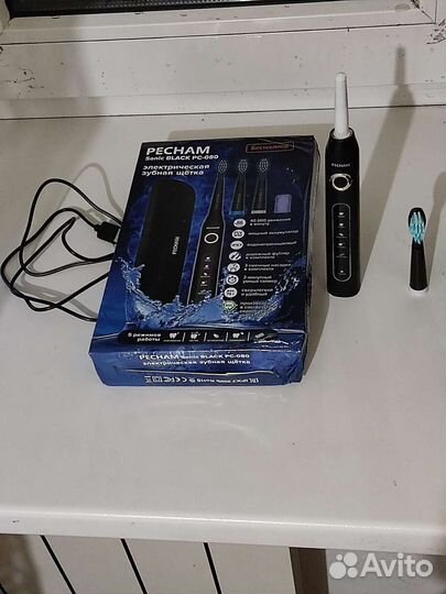 Продам электрическую зубную щётку Pecham