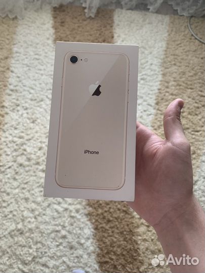 iPhone 8, 64 ГБ