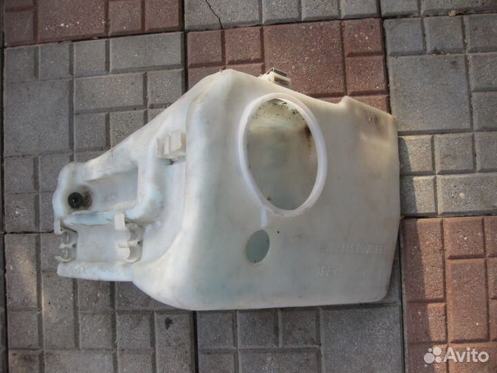 Бачок омывателя для Мерседес C-202