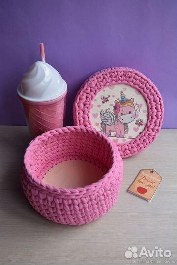 Вязаные корзинки ручной работы