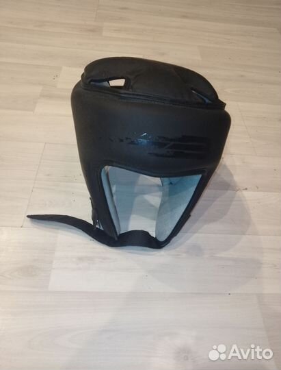 Боксерский шлем