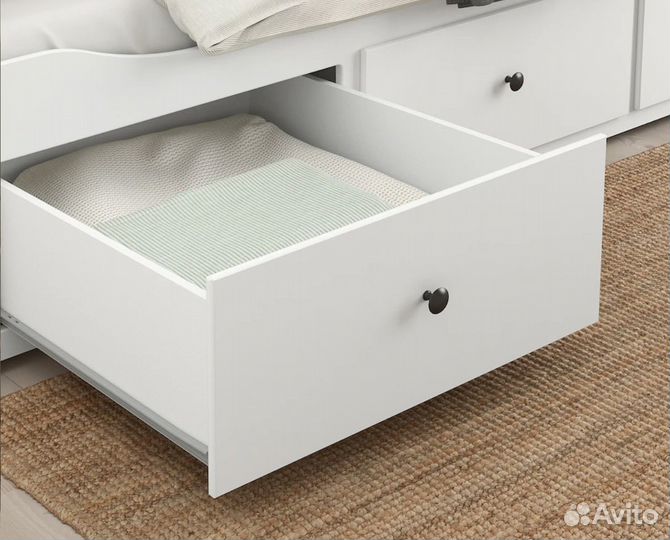 Кровать IKEA hemnes