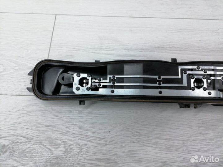 Плата стоп-сигнала задняя левая Ford Transit 8