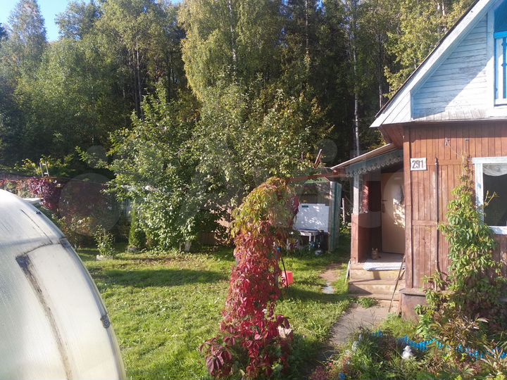 Дача 25 м² на участке 4,4 сот.