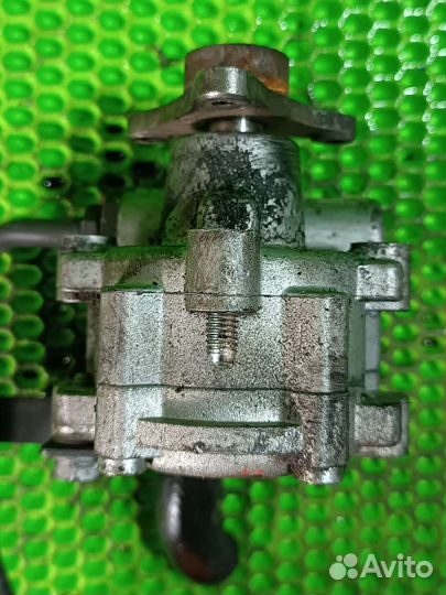 Насос гидроусилителя руля Renault Duster