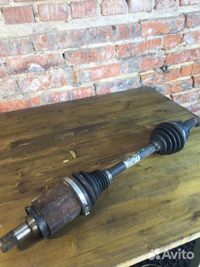 Привод передний левый Bmw X5 E70 N52B30 AF 2008