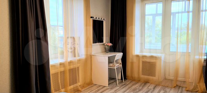 2-к. квартира, 42 м², 3/3 эт.