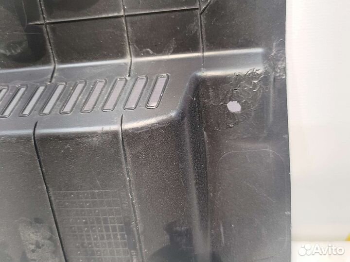 Замковая панель Hyundai Tucson 3