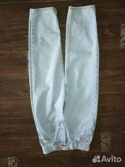 Комплект одежды на девочку 134-140