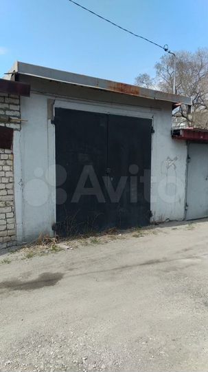 Гараж, > 30 м²