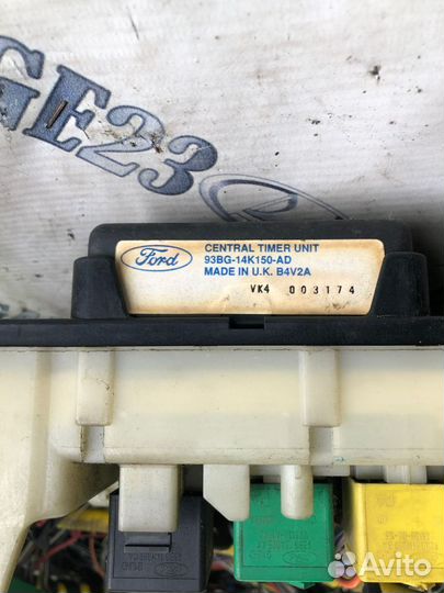 Блок предохранителей салона ford mondeo 1